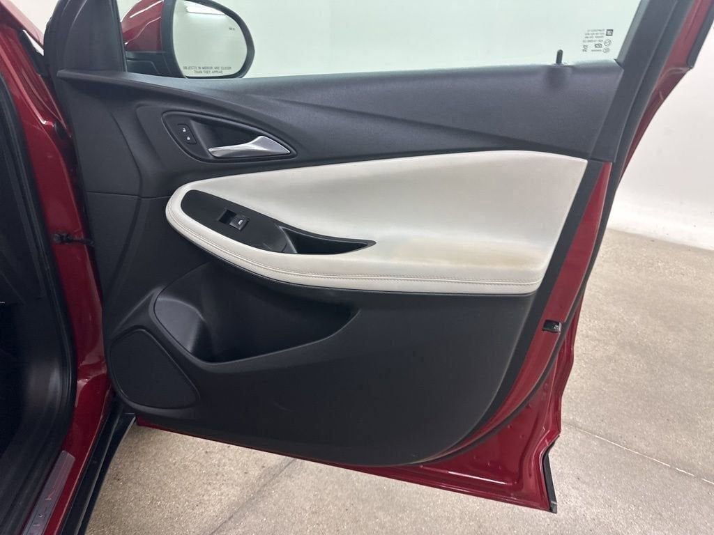 Certified 2021 Buick Encore GX Select image 34