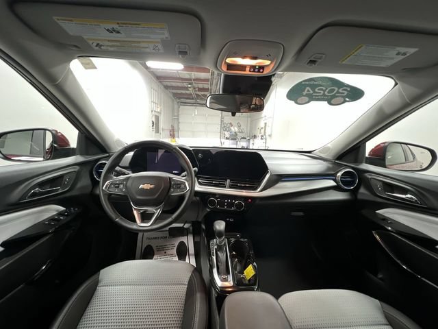 Certified 2024 Chevrolet Trax LT w/ Driver Confidence Package FWD image 20