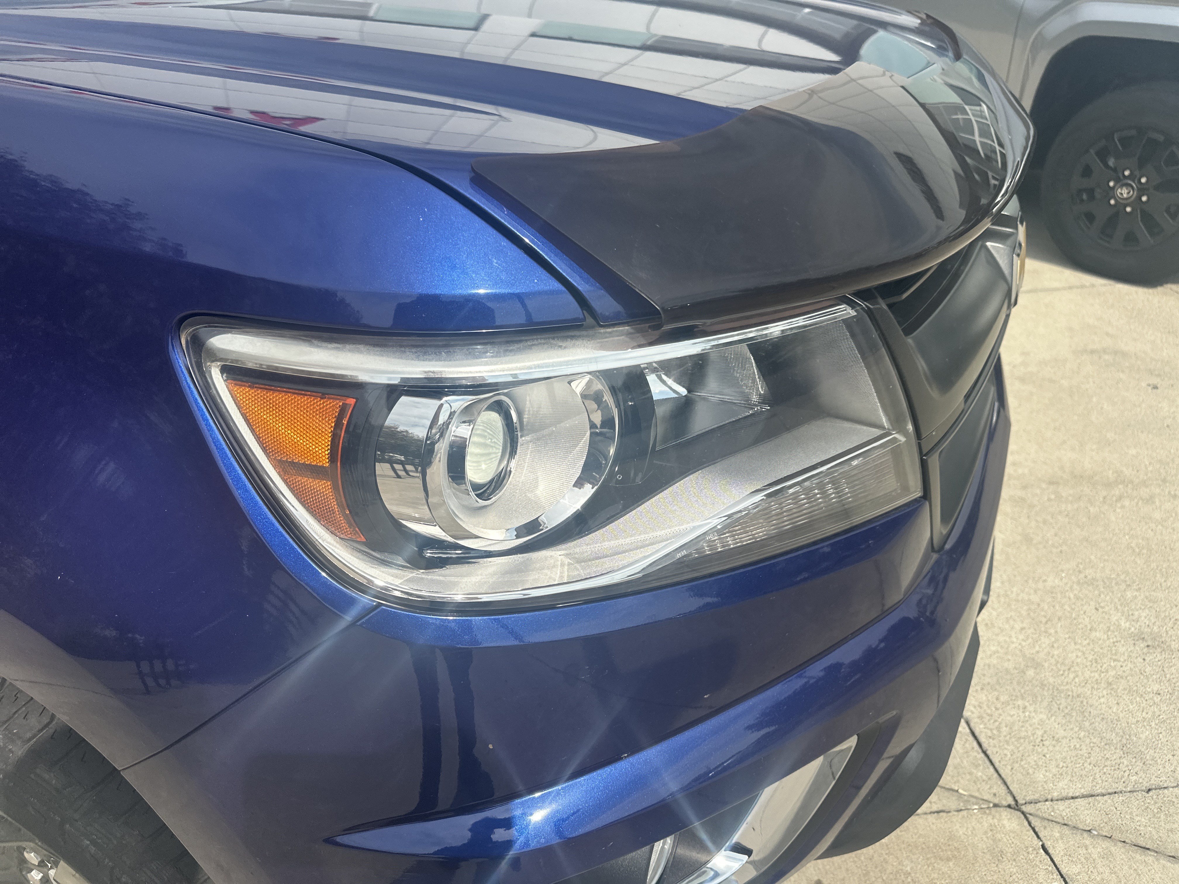 Used 2016 Chevrolet Colorado Z71 AWD/4WD image 11