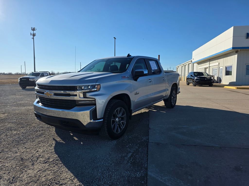 Used 2019 Chevrolet Silverado 1500 LT w/ Texas Edition AWD/4WD image 7