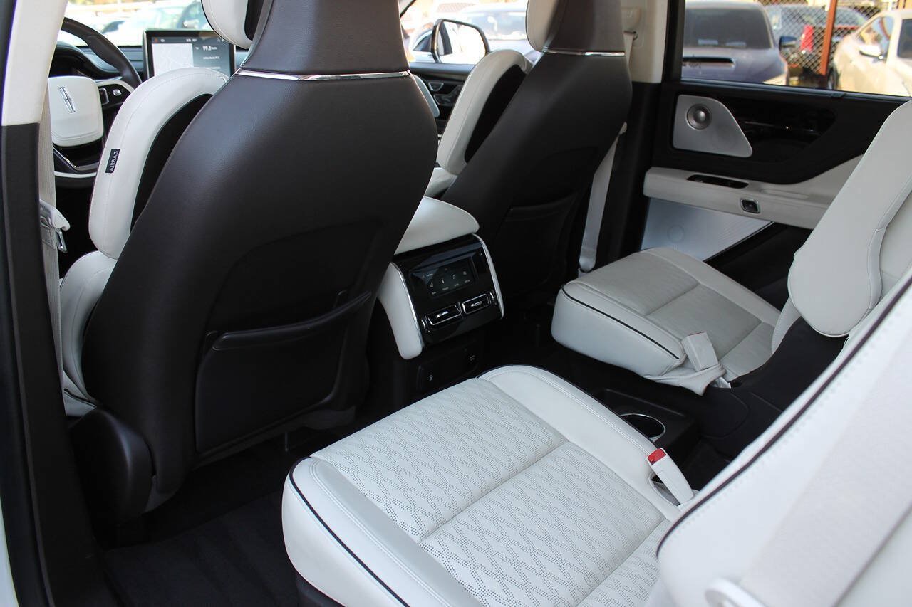 Used 2020 Lincoln Aviator Black Label Grand Touring w/ Class IV Trailer Tow Package AWD/4WD image 31