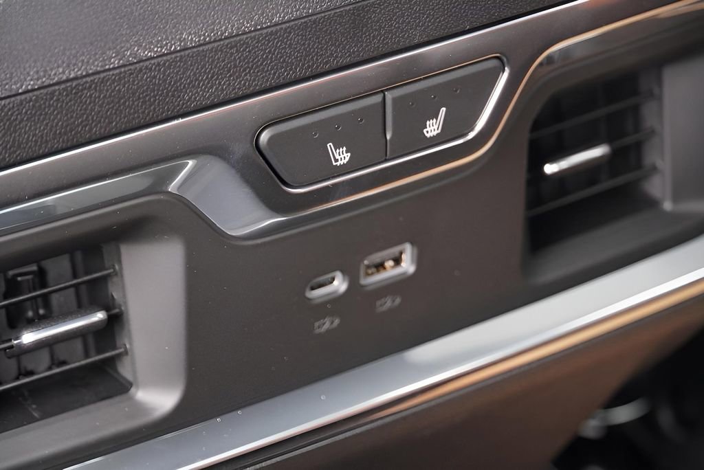 New 2026 GMC Sierra 3500 Denali Ultimate image 35