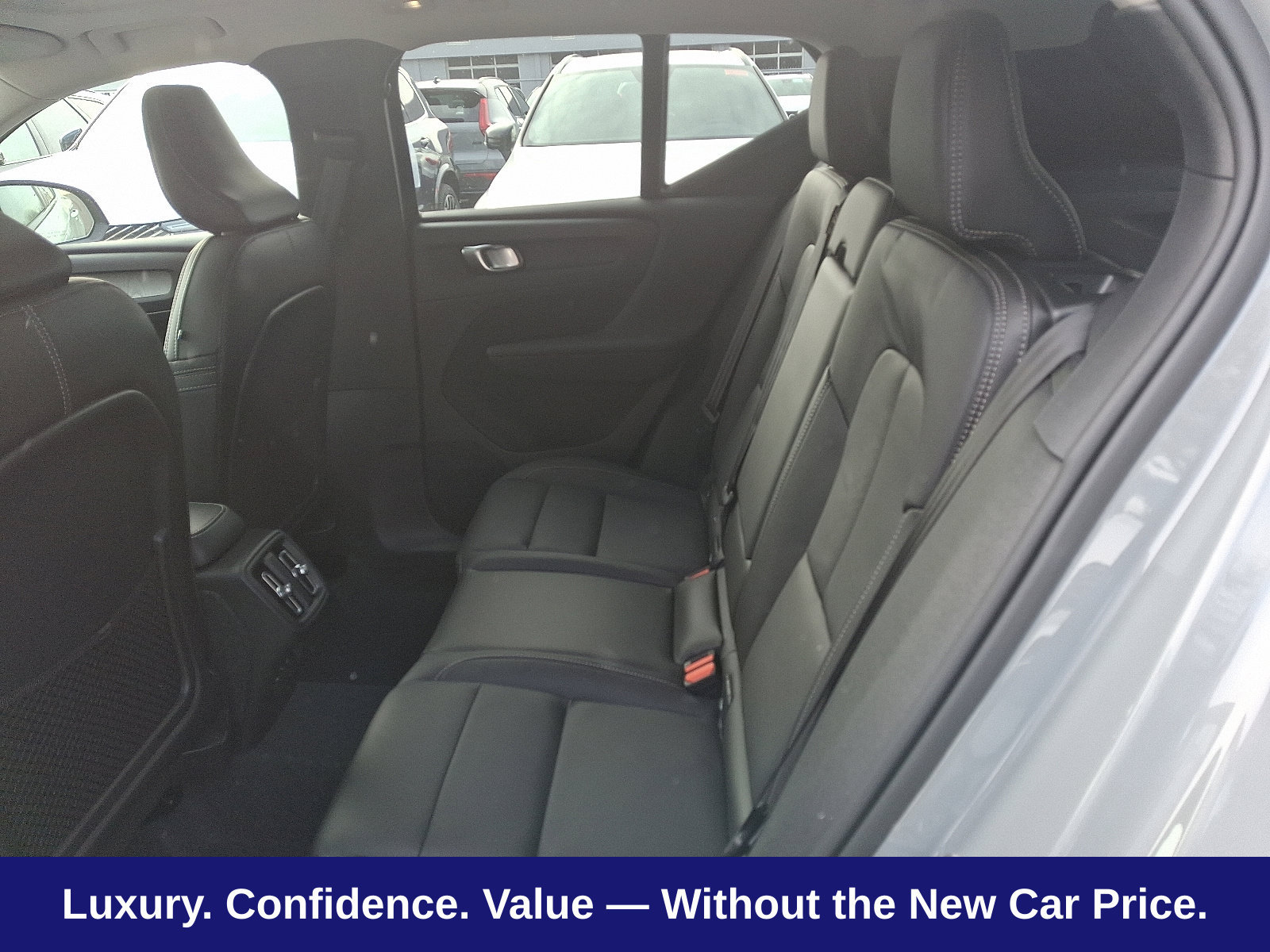 New 2026 Volvo XC40 B5 Ultra w/ Protection Package Premier AWD/4WD image 7