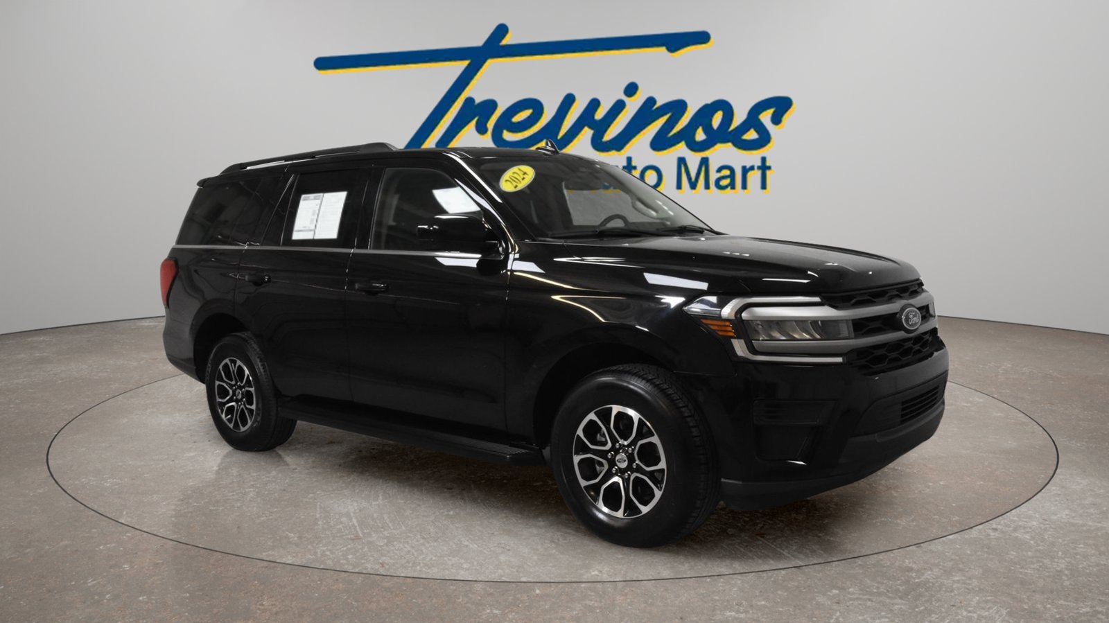 Used 2024 Ford Expedition XLT