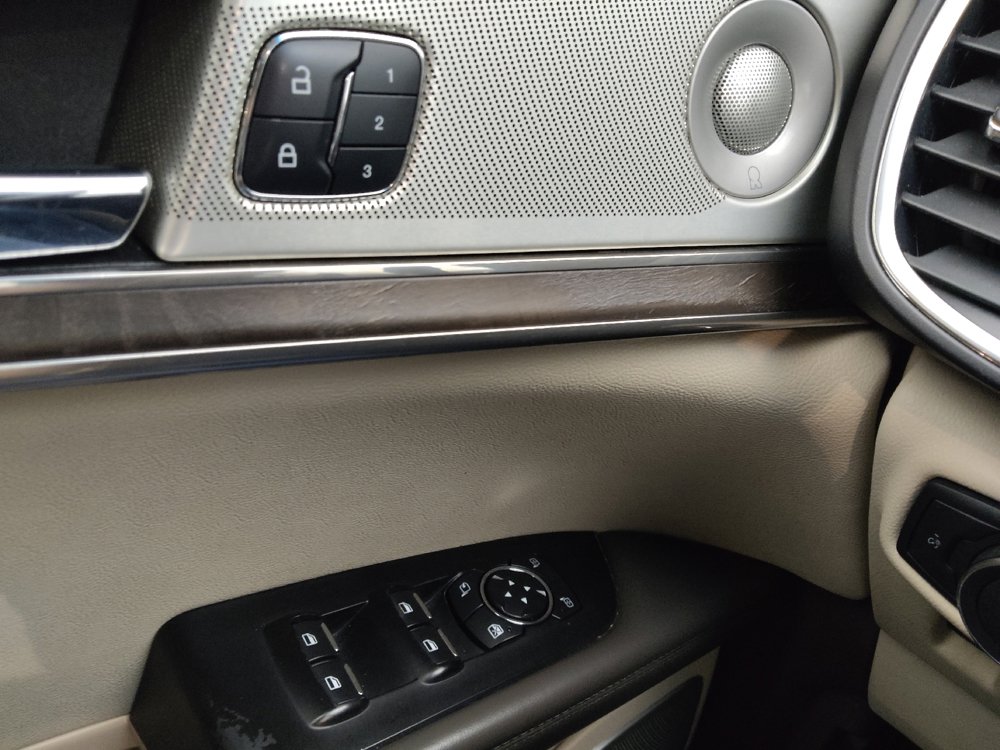 Used 2016 Lincoln MKX Reserve w/ Luxury Package image 27