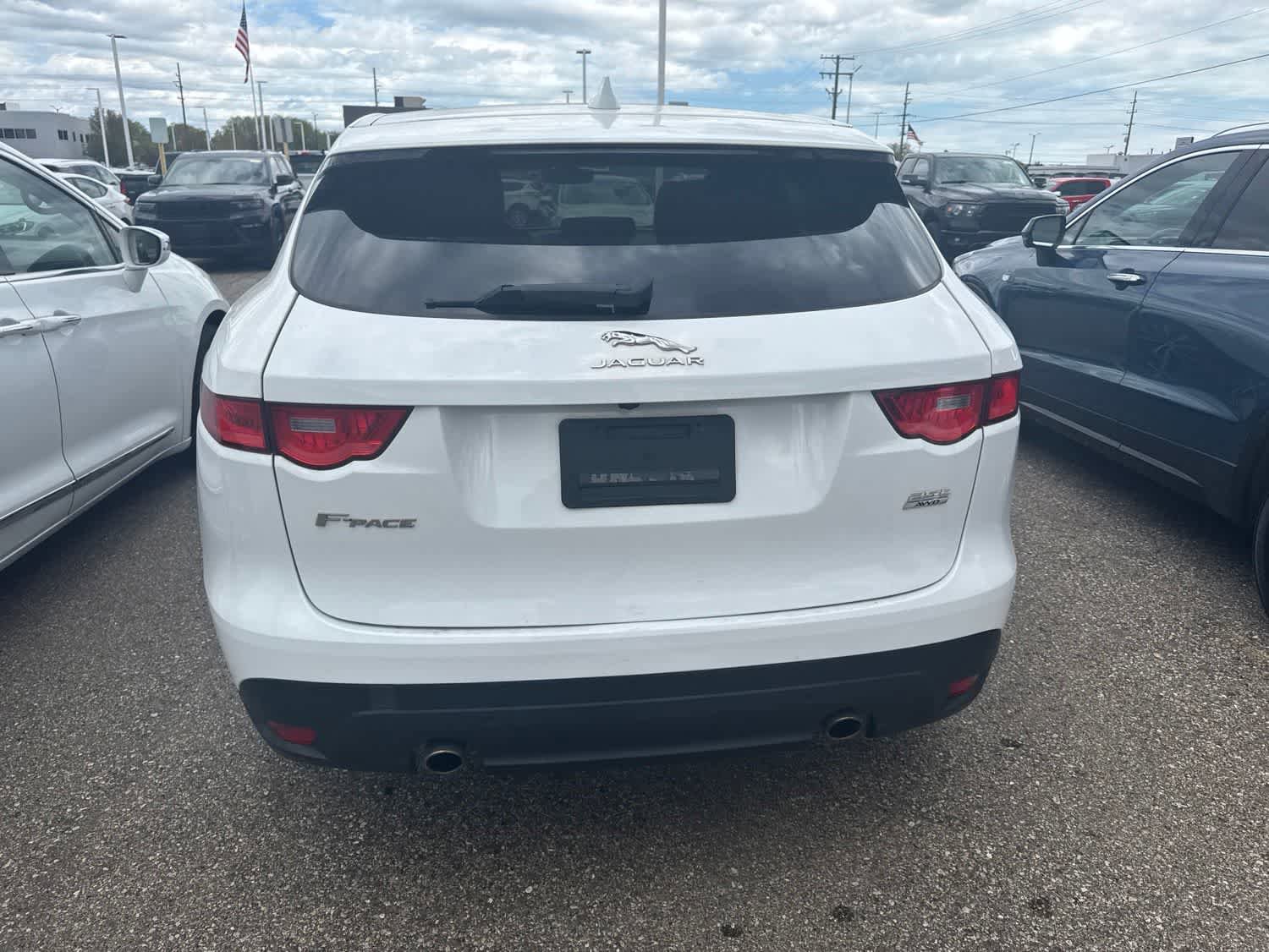 Used 2019 Jaguar F-PACE Prestige AWD/4WD image 10