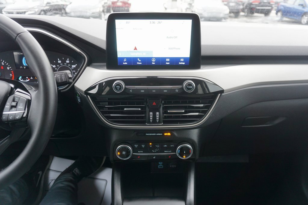 Used 2022 Ford Escape SE w/ Cold Weather Package image 12