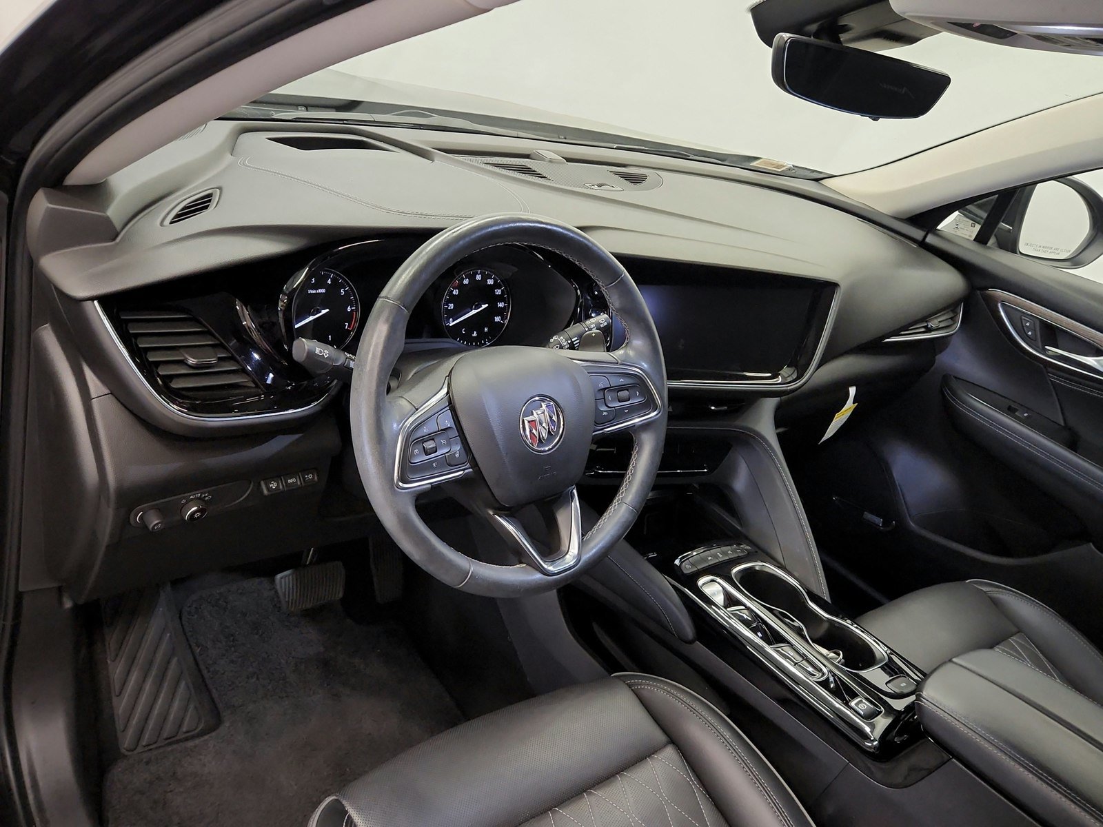 Used 2023 Buick Envision Avenir FWD image 18