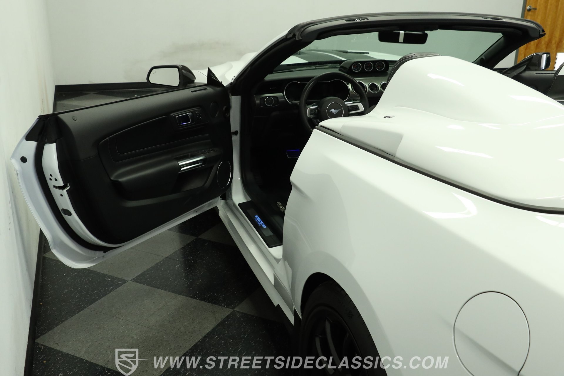 Used 2023 Ford Mustang GT Premium w/ GT Performance Package RWD image 33