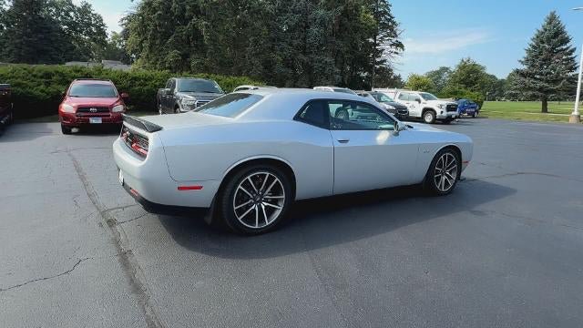 Used 2023 Dodge Challenger R/T RWD image 8