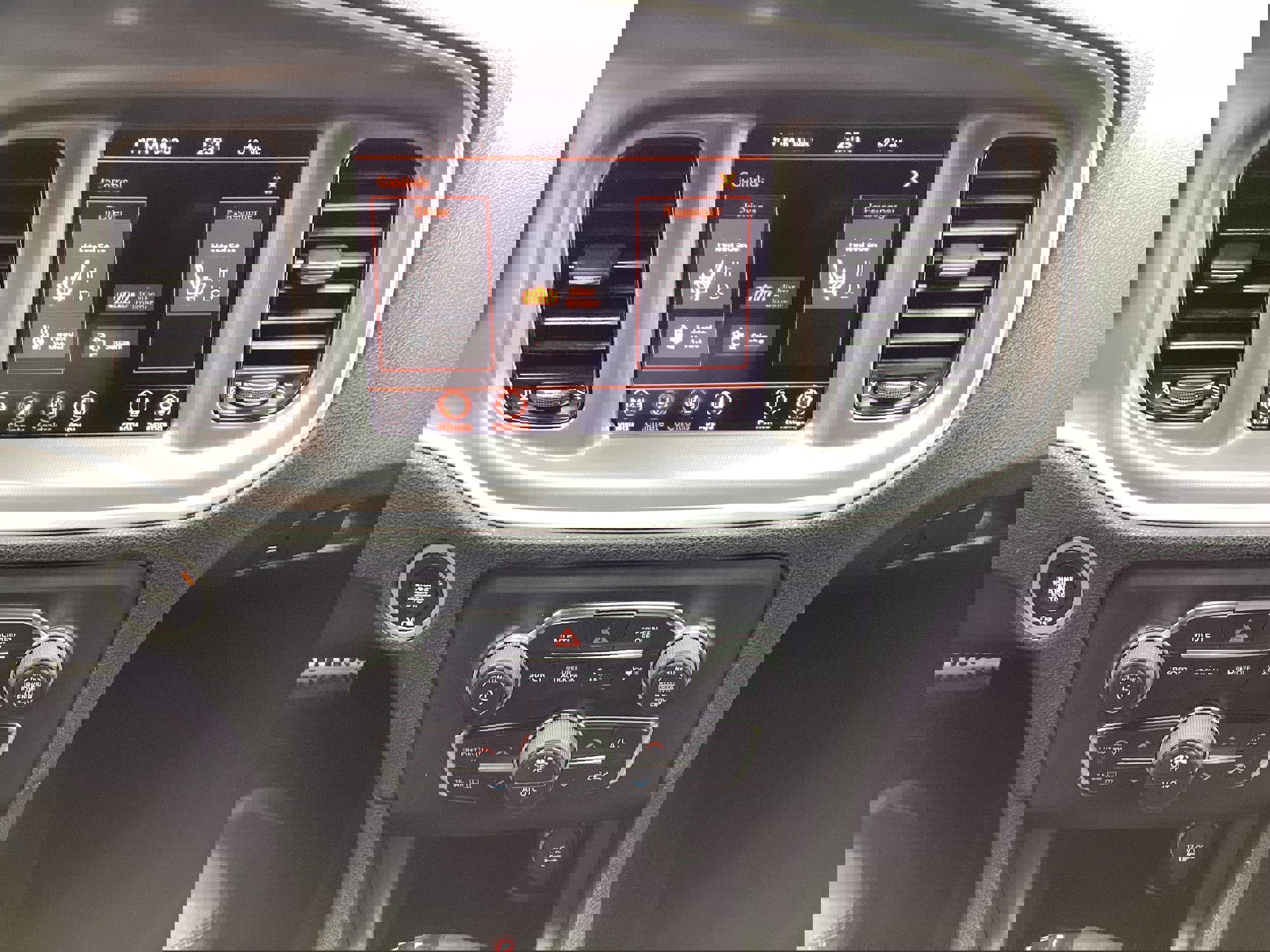 Used 2020 Dodge Charger GT w/ Blacktop Package image 17