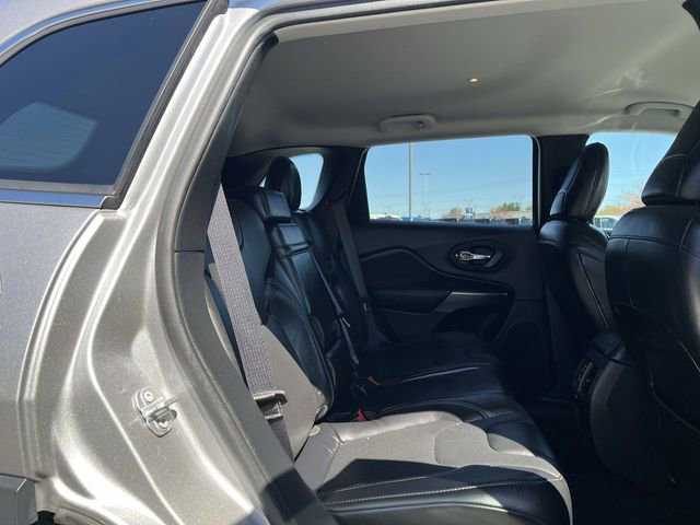 Used 2019 Jeep Cherokee Limited AWD/4WD image 18