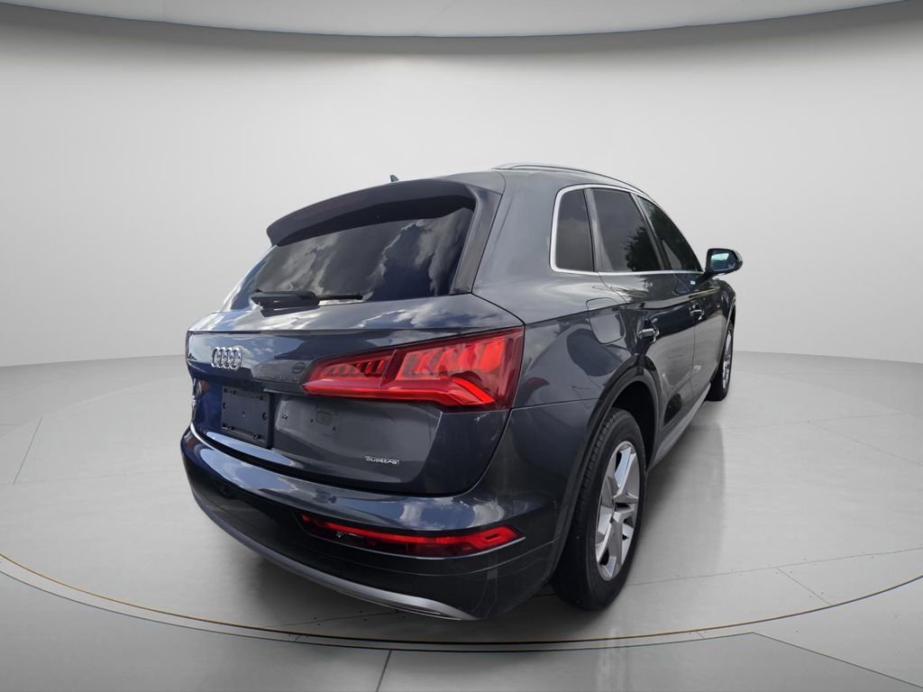 Used 2019 Audi Q5 2.0T Premium w/ Convenience Package AWD/4WD image 5
