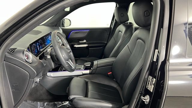 Used 2022 Mercedes-Benz GLB 250 image 14