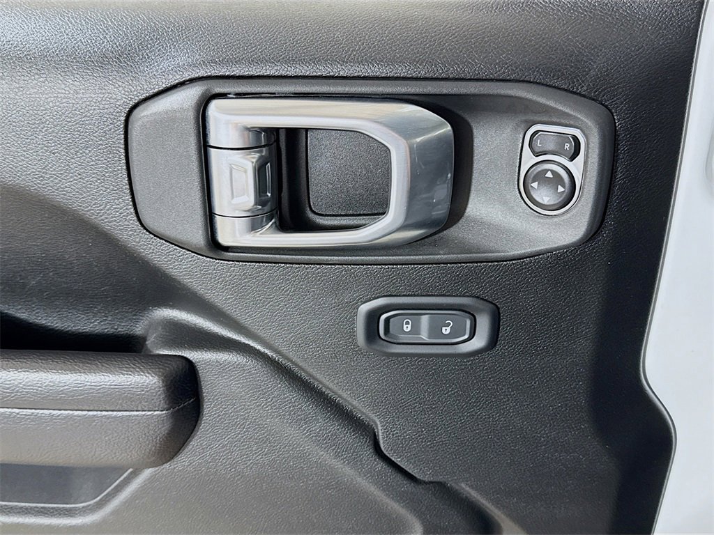 Used 2024 Jeep Wrangler Unlimited Rubicon image 15