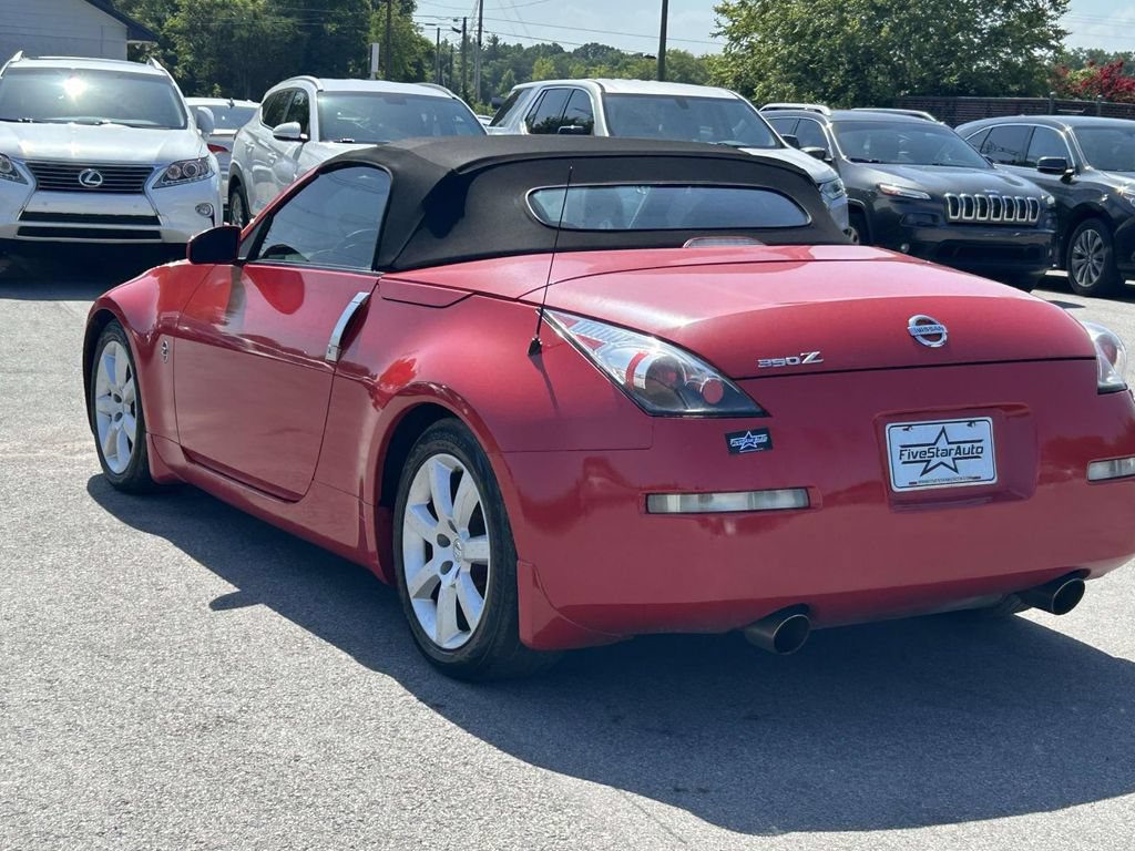 Used 2005 Nissan 350Z Touring RWD image 7