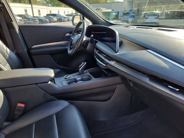 Used 2024 Cadillac XT4 Premium Luxury FWD image 35