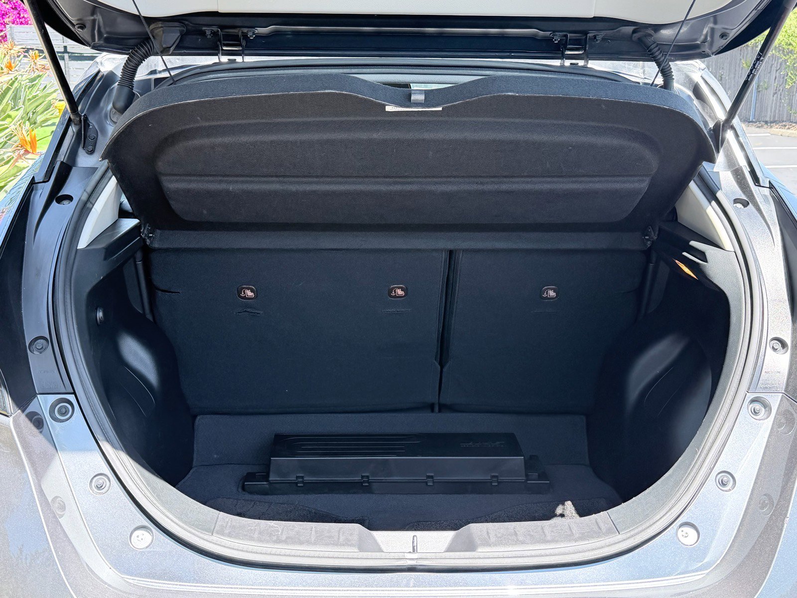 Used 2020 Nissan Leaf SL Plus w/ Protection Package FWD image 19