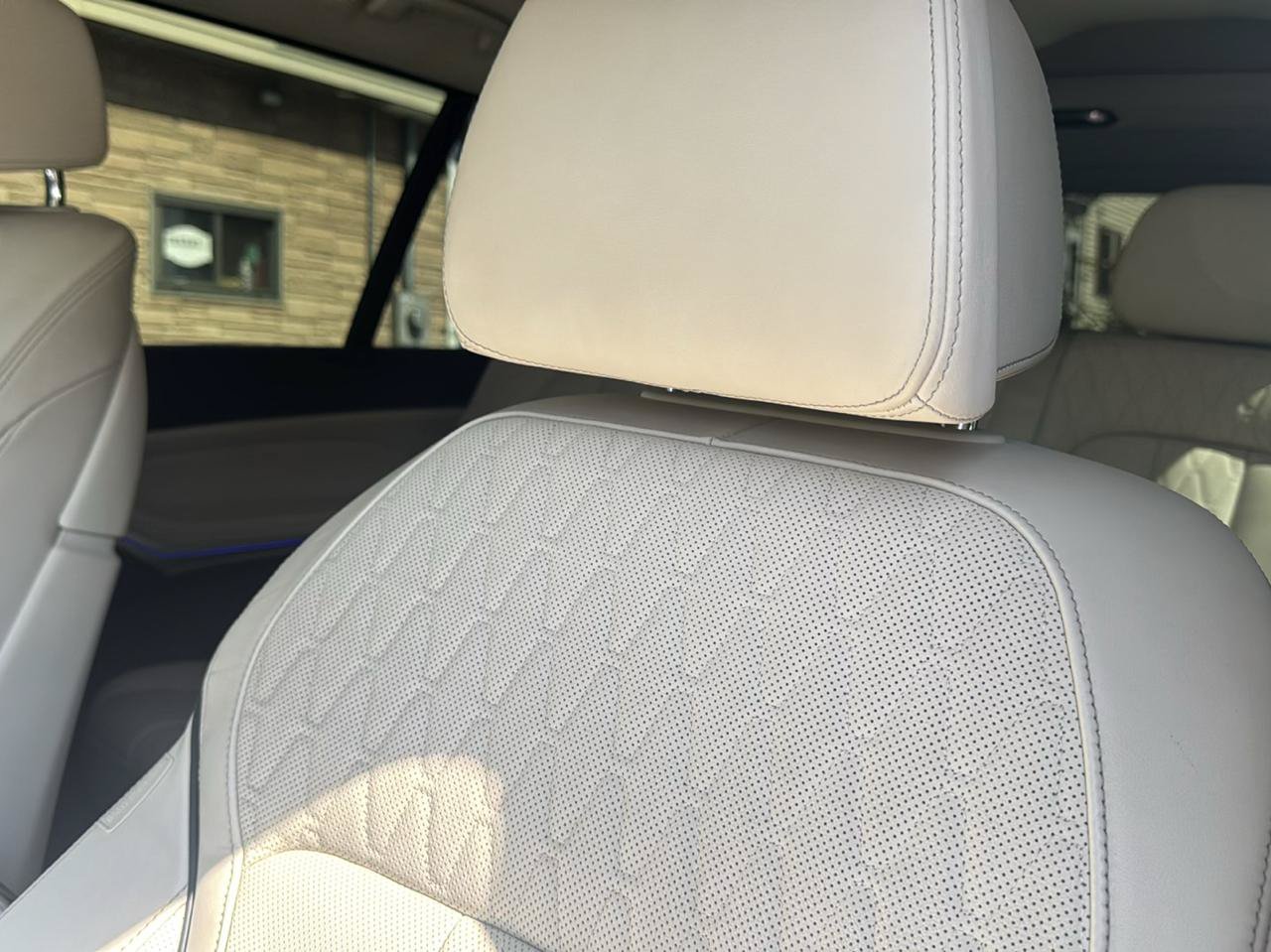 Used 2021 BMW X7 xDrive40i w/ Luxury Seating Package AWD/4WD image 21