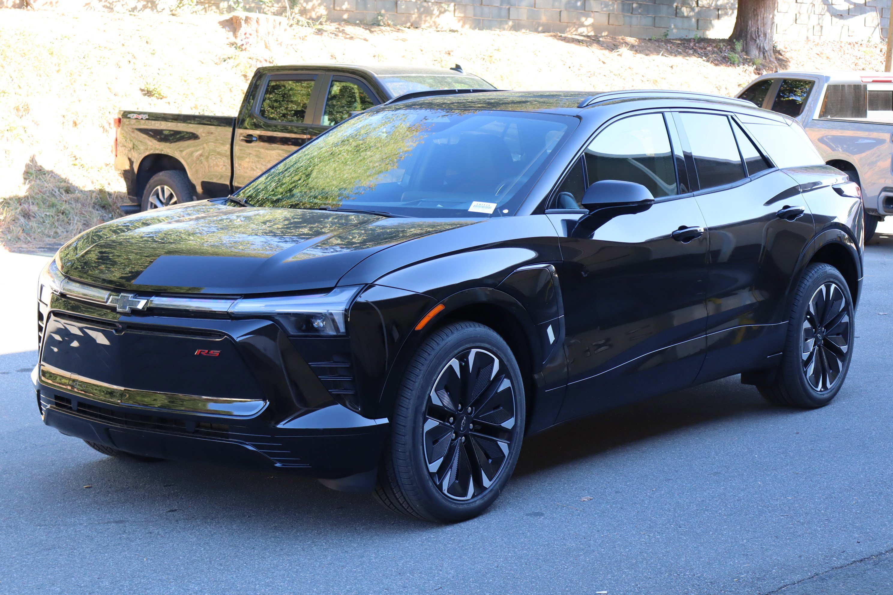 New 2026 Chevrolet Blazer EV RS image 3