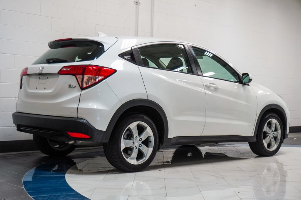 Used 2017 Honda HR-V LX image 26
