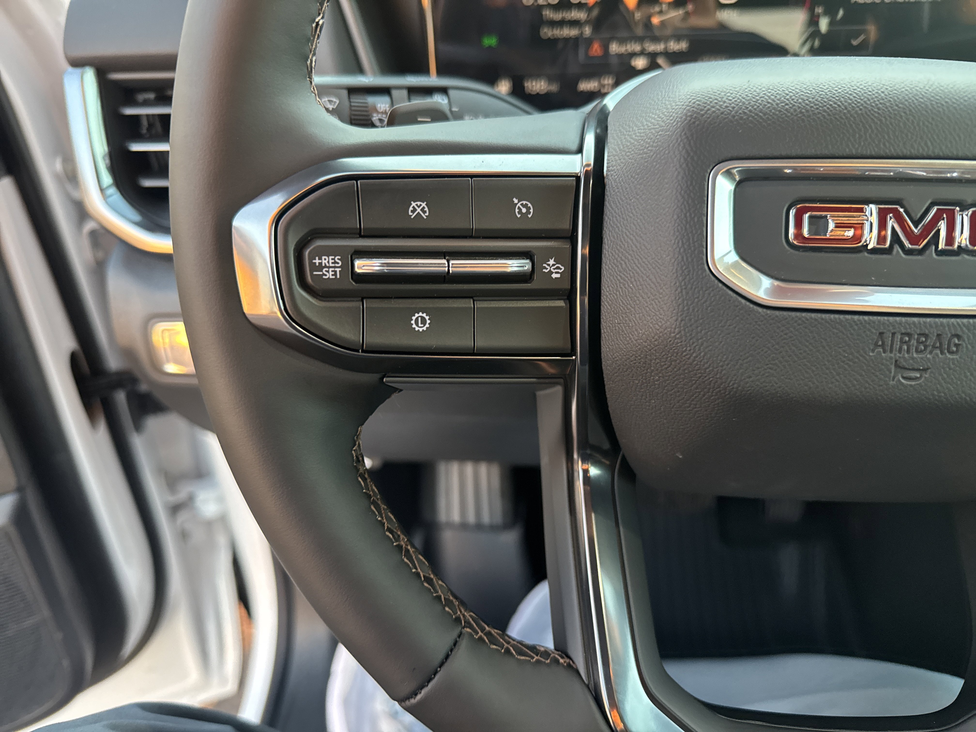 New 2026 GMC Terrain AT4 w/ LPO, Floor Liner Package image 18