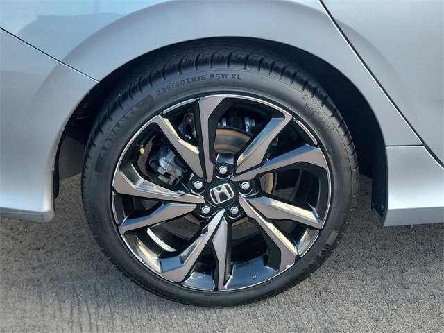 Used 2019 Honda Civic Sport image 6