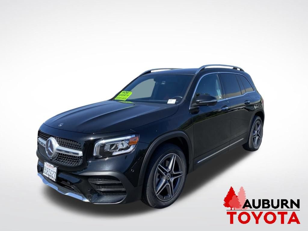 Used 2021 Mercedes-Benz GLB 250 4MATIC image 3