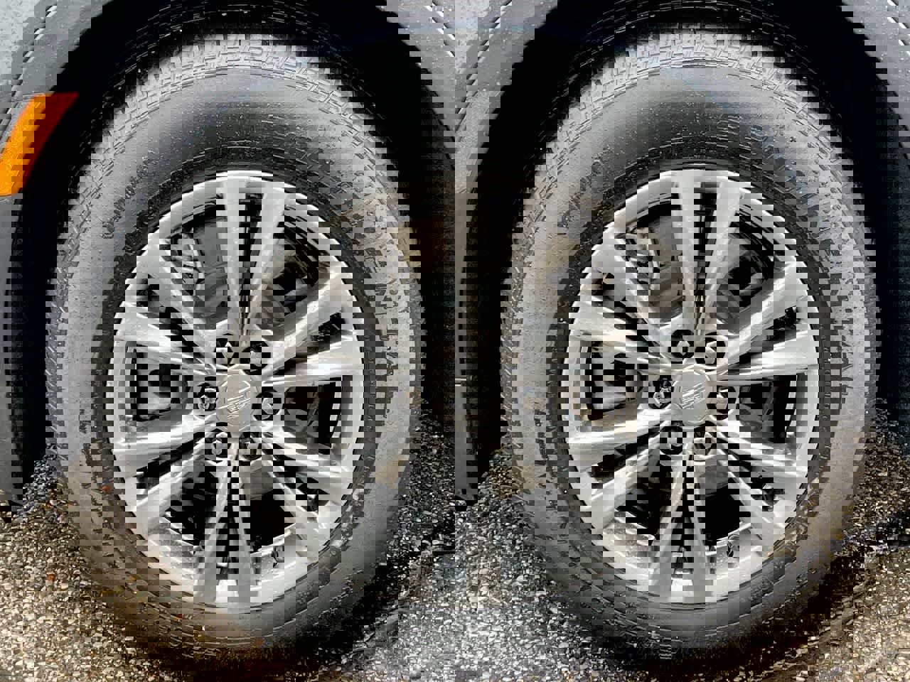 Used 2022 Cadillac XT5 Premium Luxury w/ LPO, Floor Liner Package image 38