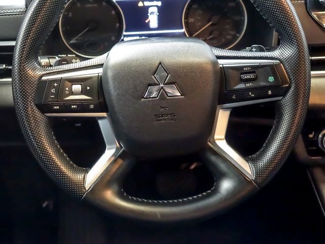 Used 2022 Mitsubishi Outlander SE image 19