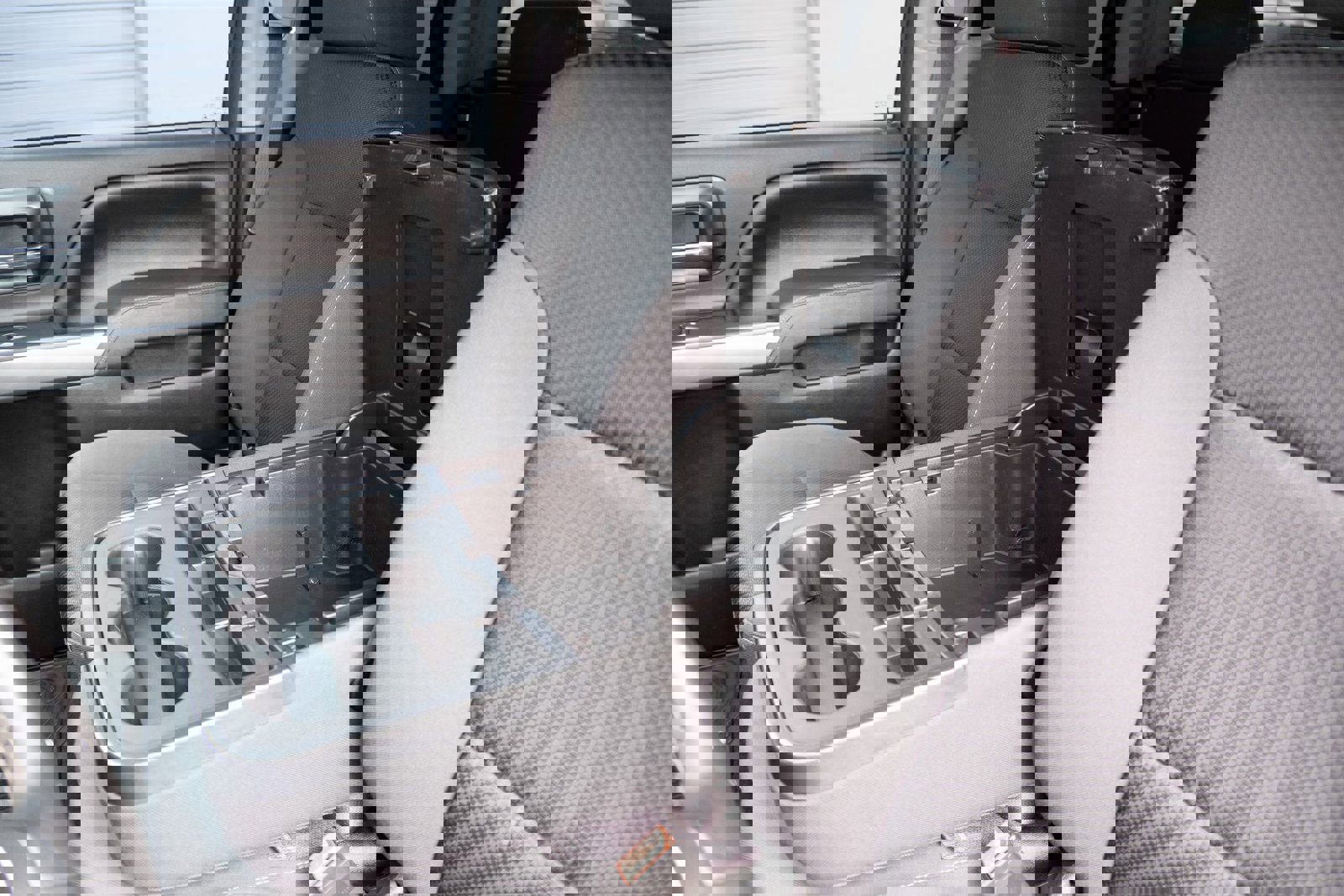 Used 2014 Chevrolet Silverado 1500 LT w/ LT Convenience Package image 8