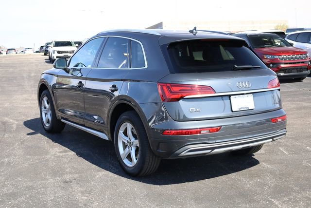 Used 2023 Audi Q5 2.0T Premium w/ Convenience Package image 6