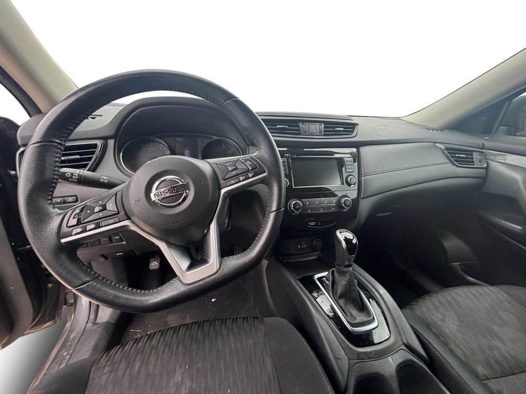 Used 2019 Nissan Rogue S w/ Special Edition Package FWD image 10