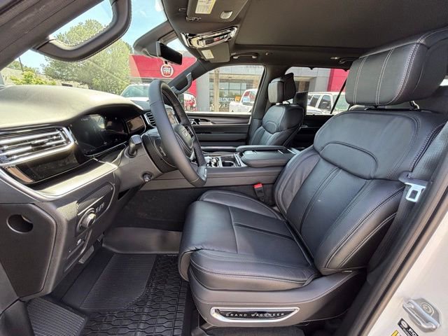 New 2026 Jeep Grand Wagoneer Summit image 17
