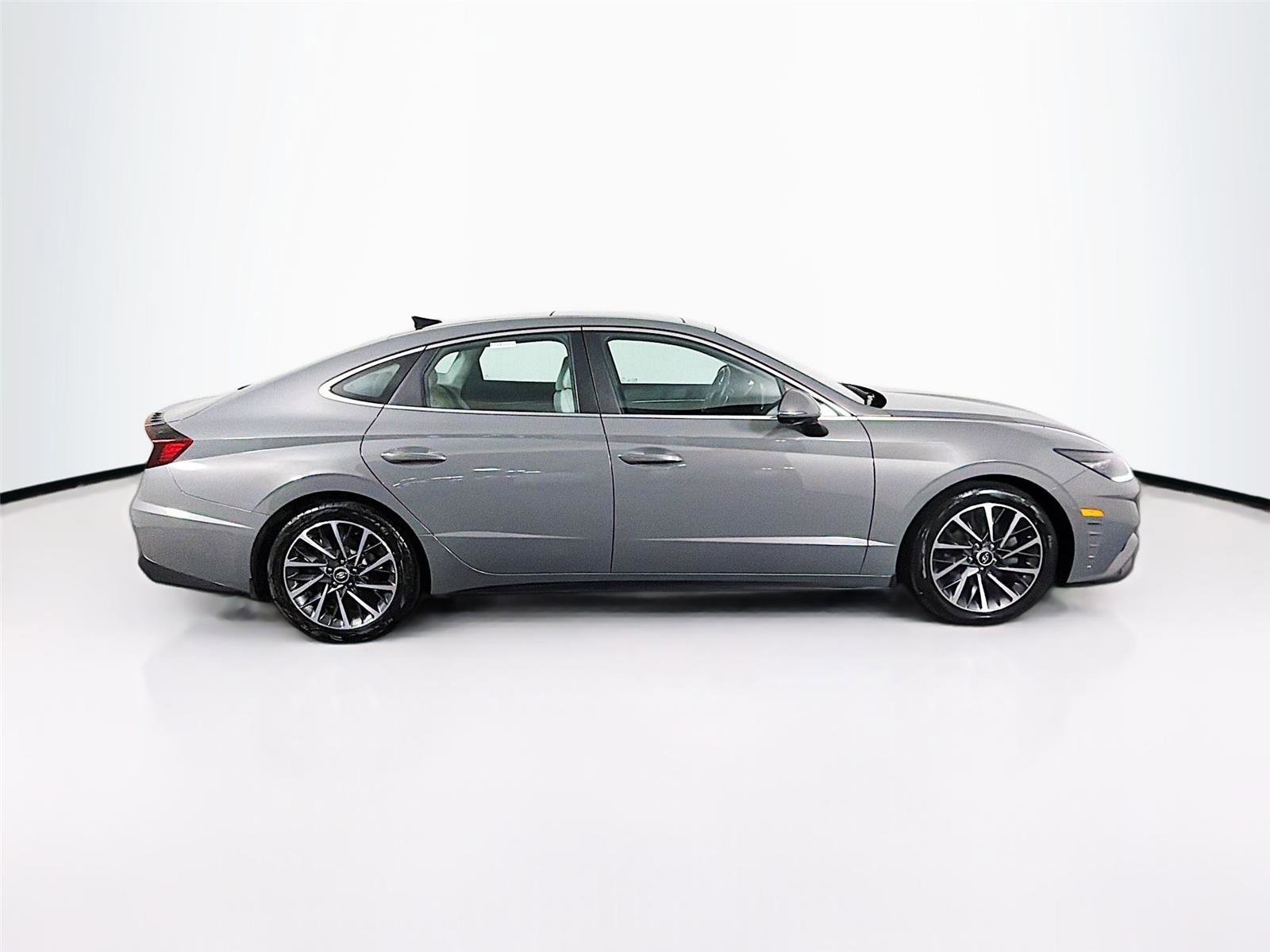 Used 2023 Hyundai Sonata Limited image 8