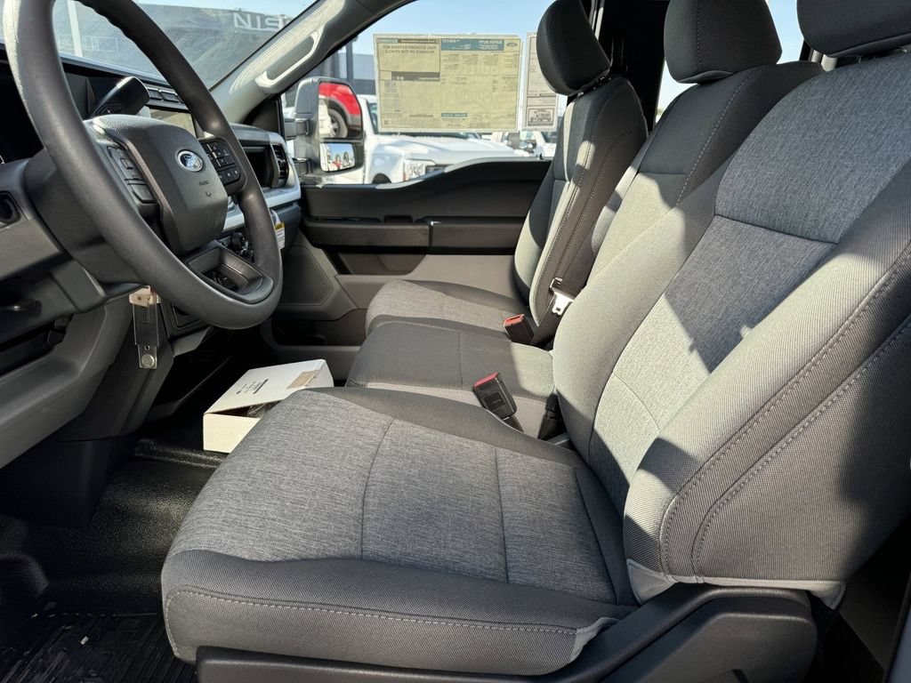 New 2024 Ford F550 4x4 SuperCab Super Duty image 18