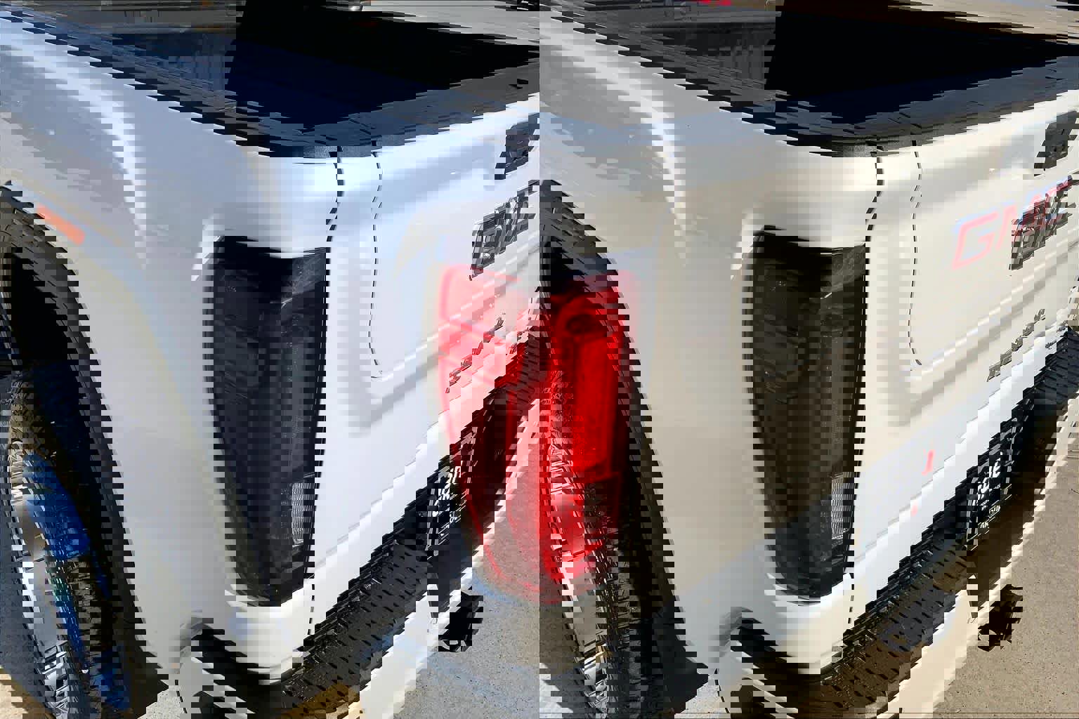 Used 2020 GMC Sierra 3500 Denali w/ Denali Ultimate Package image 27