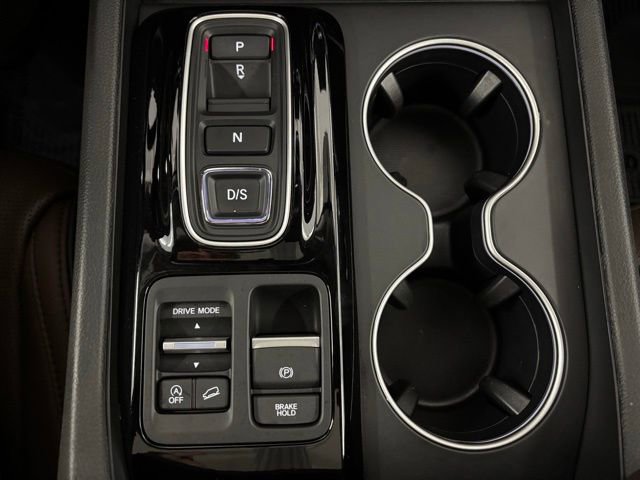 Used 2025 Honda Pilot Elite image 26