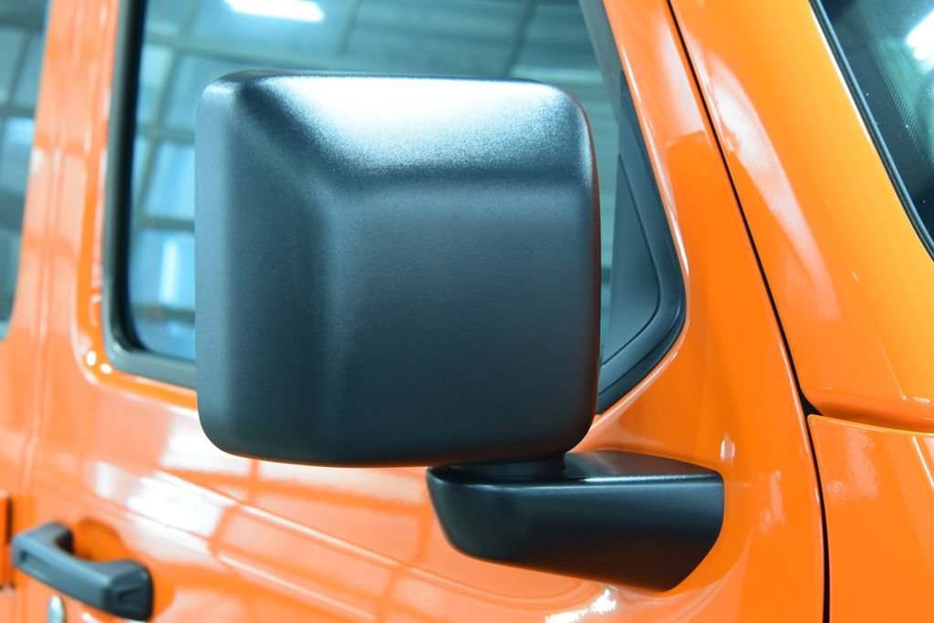Used 2025 Jeep Wrangler Unlimited Sport AWD/4WD image 16