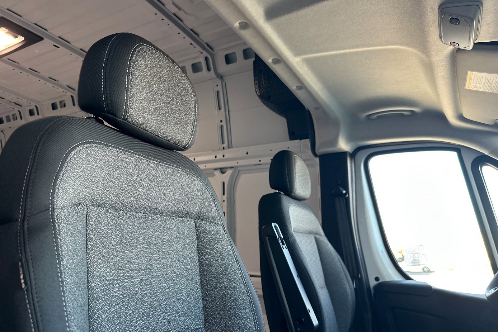 New 2026 RAM ProMaster 3500 w/ Quick Order Package 22G SLT image 17