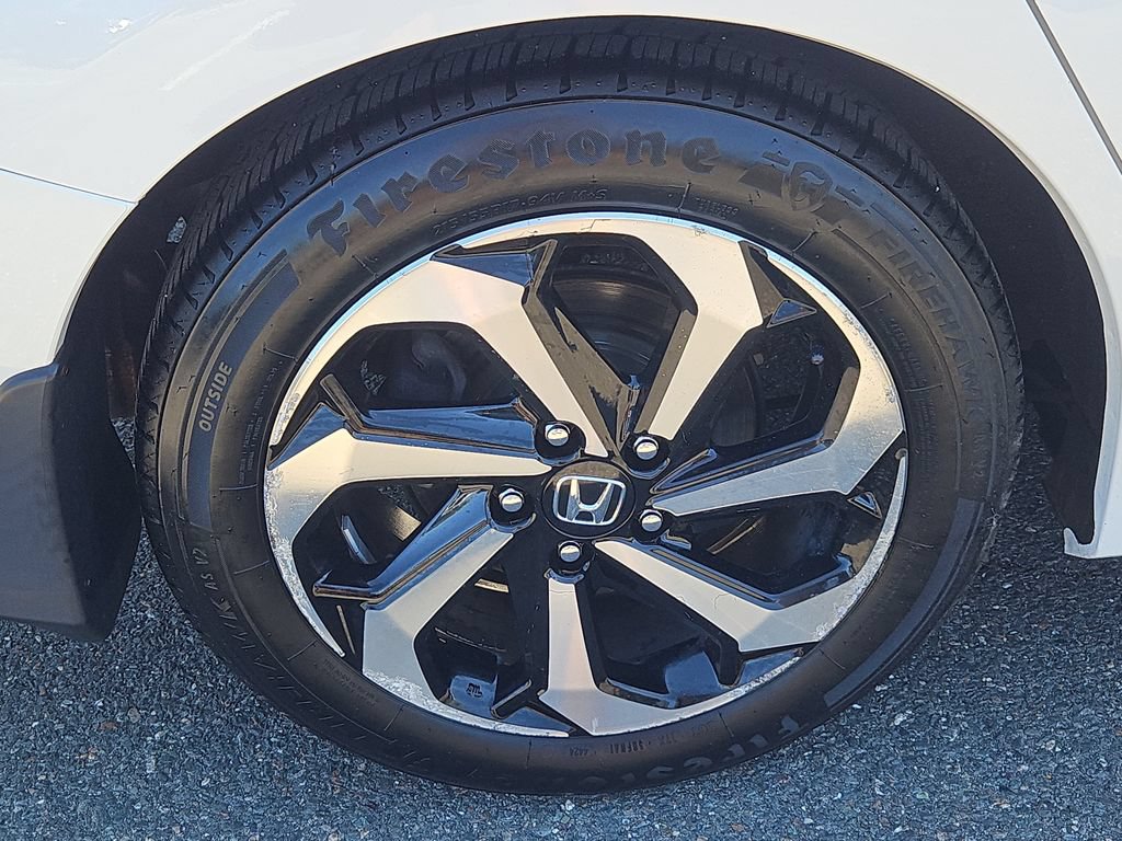 Used 2017 Honda Accord EX-L image 9