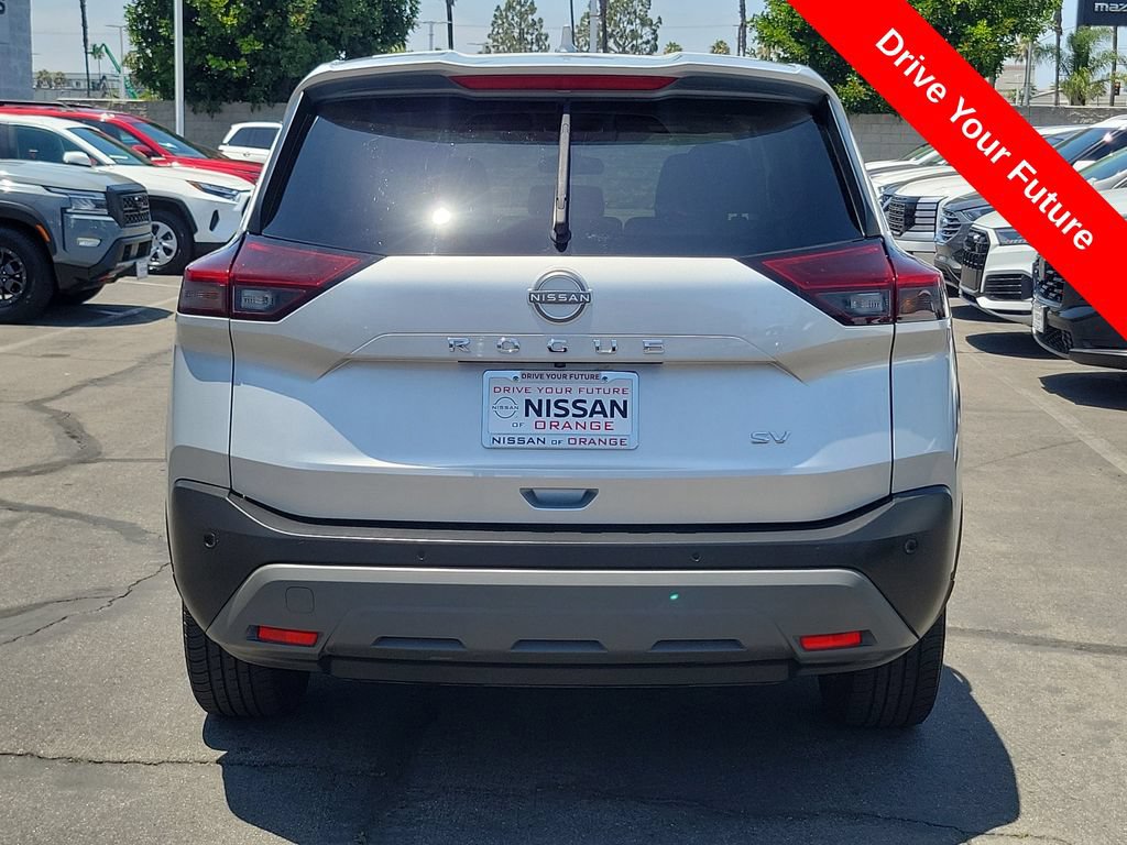 Used 2023 Nissan Rogue SV FWD image 31