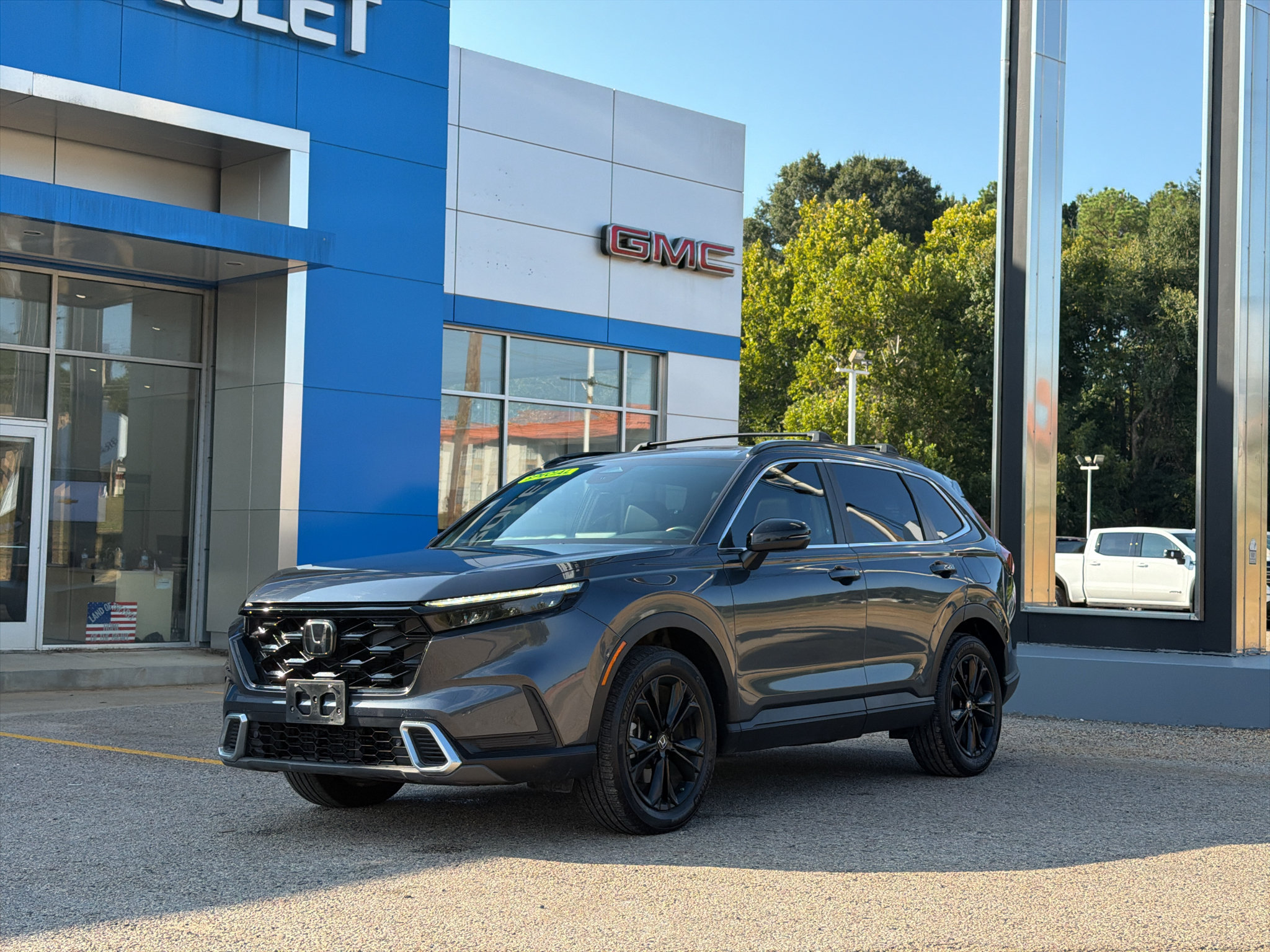 Used 2024 Honda CR-V Sport Touring image 16