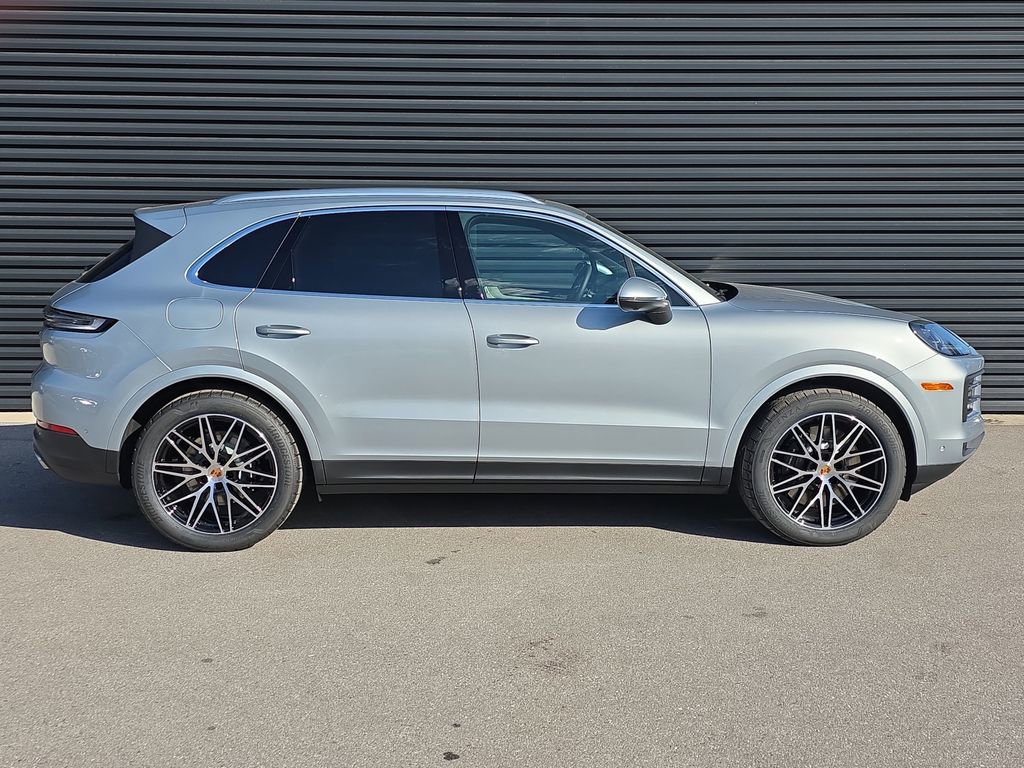 New 2026 Porsche Cayenne S AWD/4WD image 8