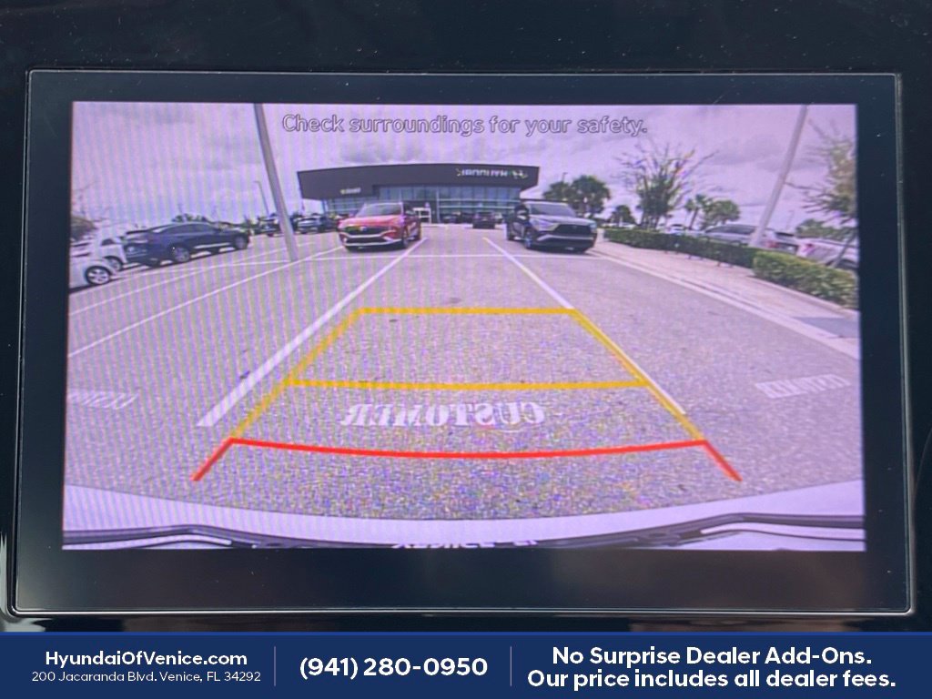 Used 2024 Hyundai Tucson SE AWD/4WD image 5