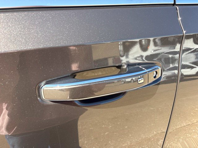 Used 2021 GMC Yukon Denali w/ Denali Premium Package AWD/4WD image 55
