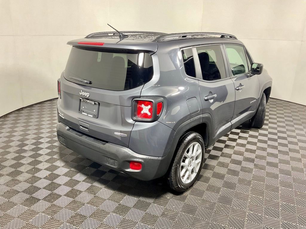 Used 2022 Jeep Renegade Latitude AWD/4WD image 18