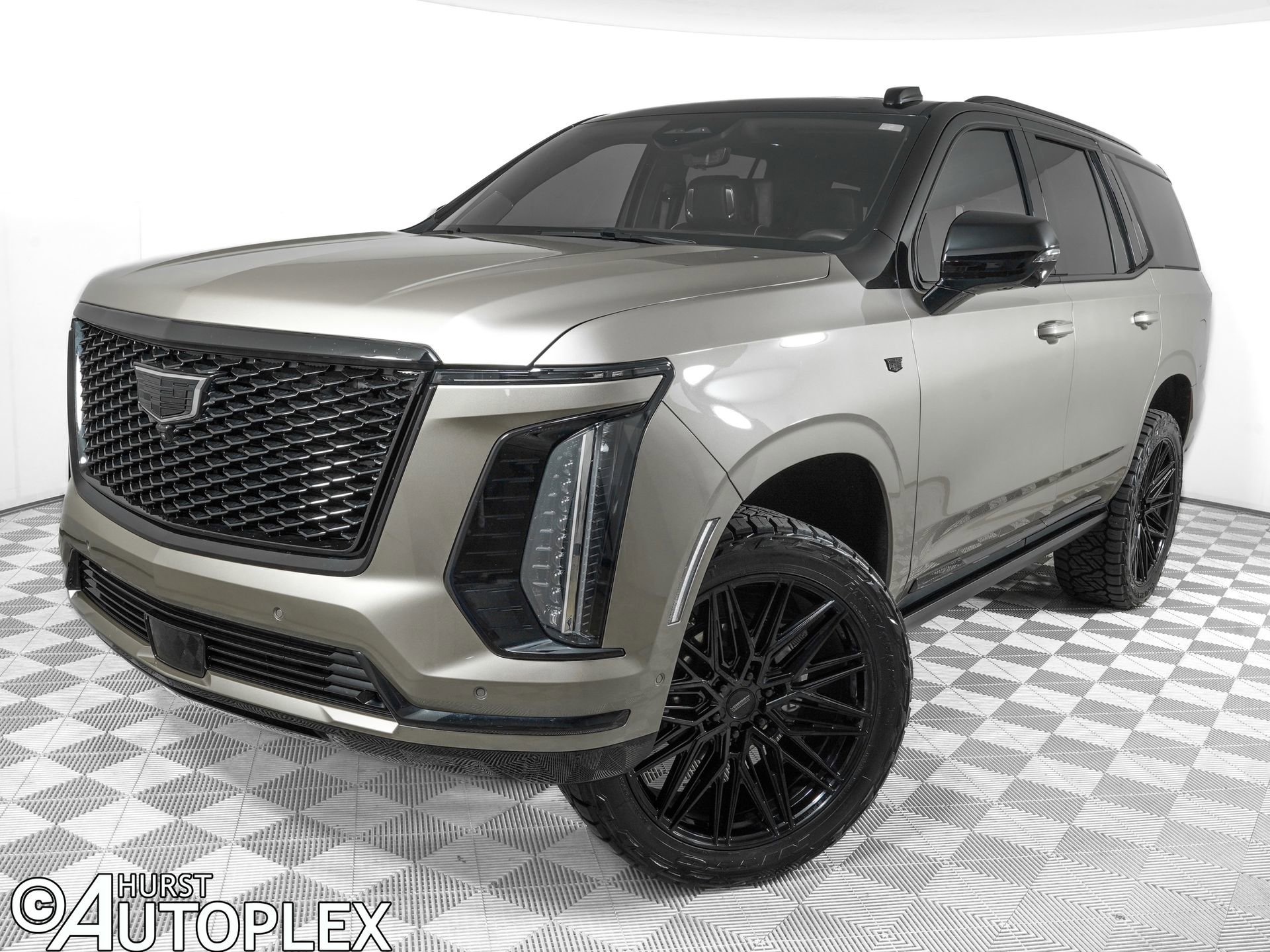 Used 2025 Cadillac Escalade Sport Platinum w/ LPO, ONYX Package AWD/4WD image 1