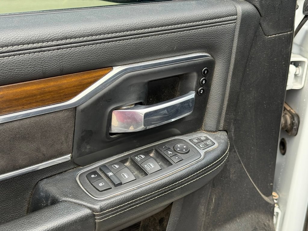 Used 2024 RAM 2500 Laramie AWD/4WD image 13