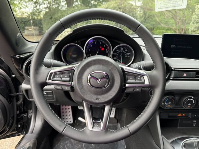 New 2026 MAZDA MX-5 Miata Club w/ Interior Package RWD image 14